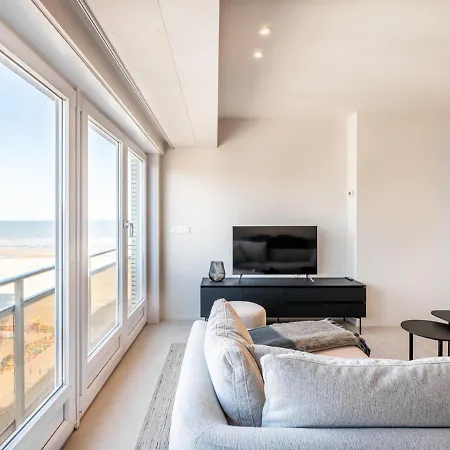 Appartamento - Quirinal - Overnachten In Luxe, 50m De Kust